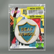 DEAF SCHOOL - Arte Rock Nueva Ola Punk Bette Brillante Liverpool Insignia Botón Pin x1