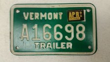 1992 VERMONT Debossed Trailer License Plate A16698