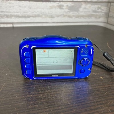 Nikon COOLPIX S33 13.2MP 3X Zoom Digital Camera Blue Waterproof Shockproof