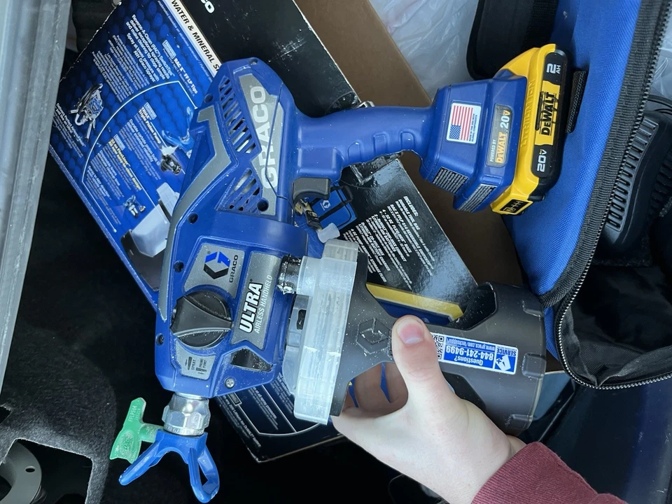 Graco Ultra беспроводной безвоздушный ручной распылитель краски 17M363 - Изображение 2 из 4