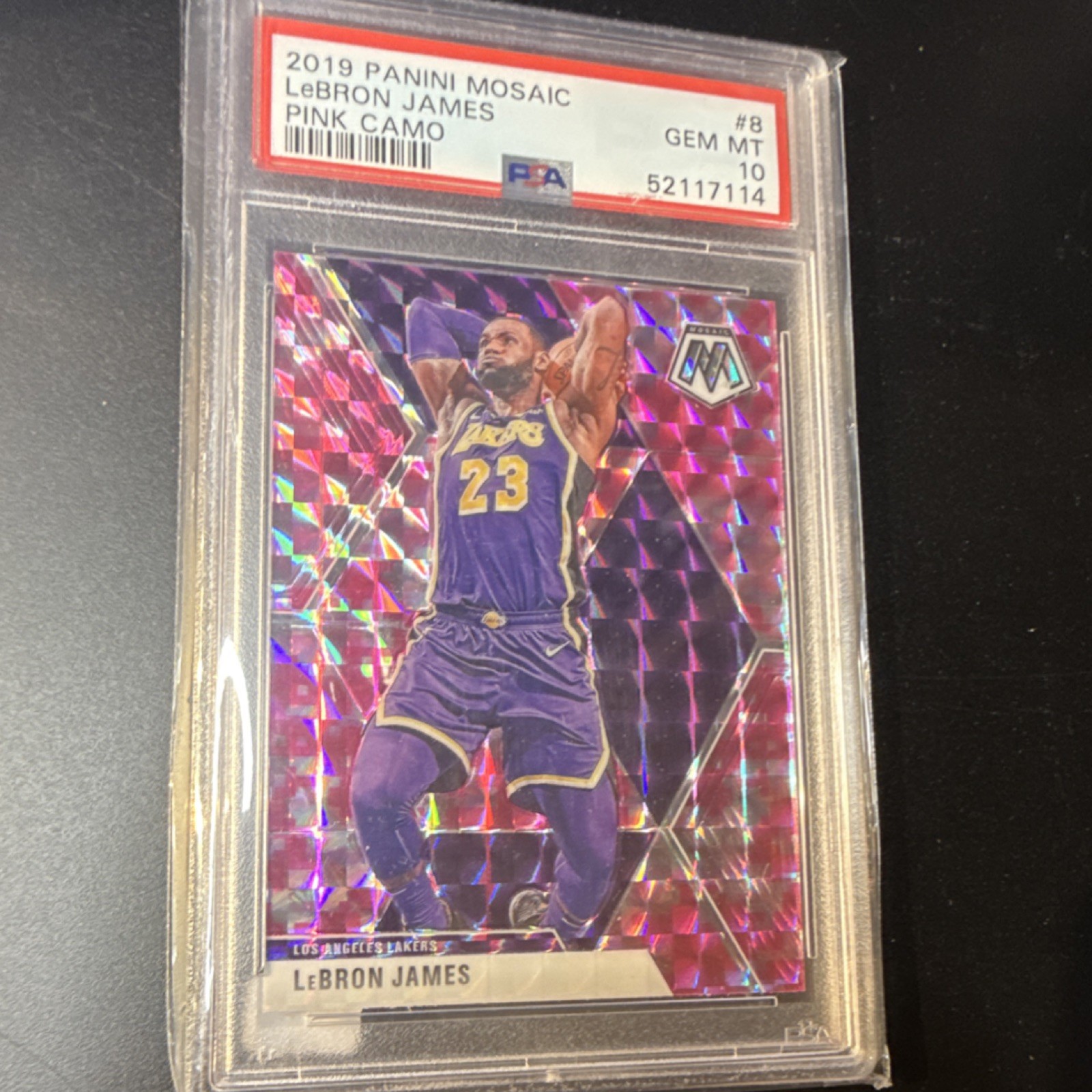 Panini 2019-20 Mosaic LeBron James #8 Pink Camo Prizm PSA 10 Lakers
