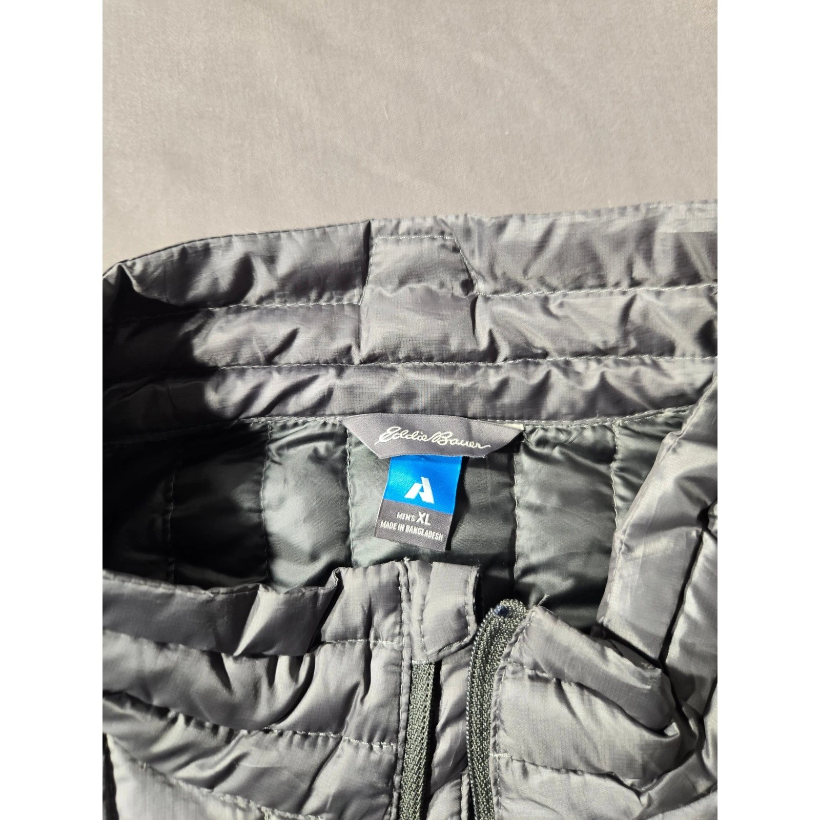Eddie Bauer First Ascent StormDown 800 Puffer Vest Mens XL Gray Green Outdoor - product detail image 3