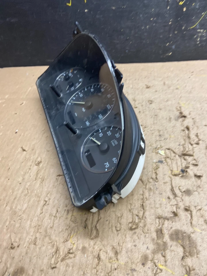 2002-2005 Mercedes W163 ML320 ML430 Instrument Cluster Speedometer T8928 DG - Image 4 of 4