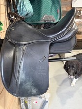 Black Stubben Maestoso deluxe dressage saddle...