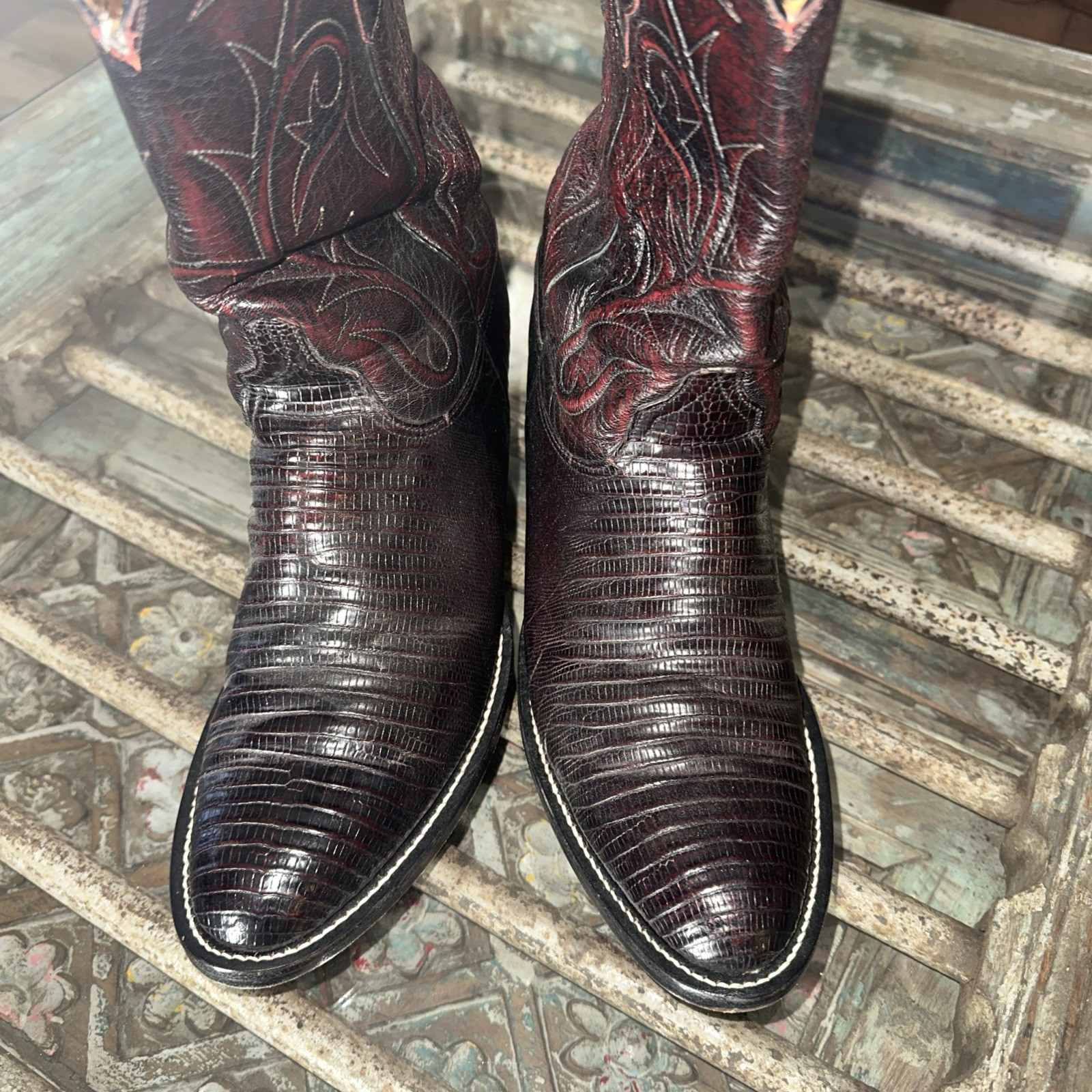 Black Cherry Lucchese Lizard - image 1
