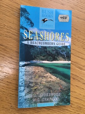 Seashores a beachcombers guide A J Underwood Bush Books vgc