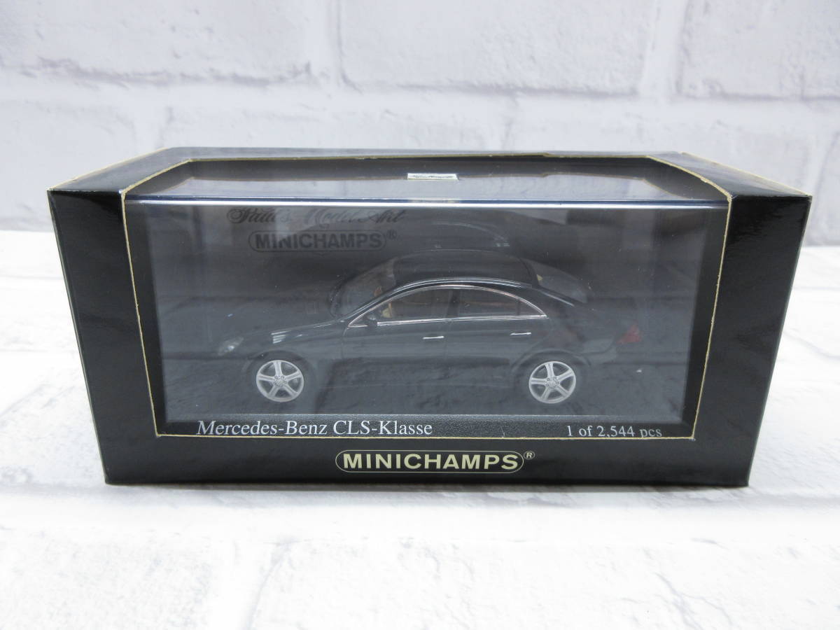 MINICHAMPSメルセデス・ベンツCLS-Klasse2004 黒1/43