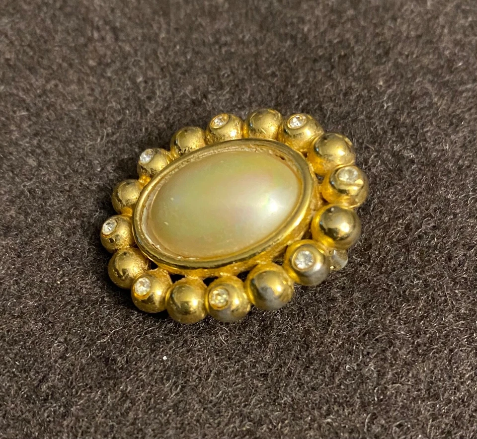 Christian Dior - Ohrclip mit Kunstperle Zirkonien Goldfinish Einzelstück -Ersatz - Bild 3 von 4