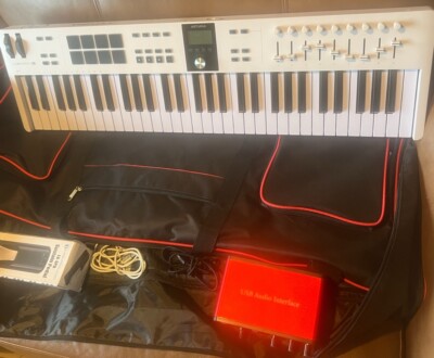Arturia Essential 61 Keys