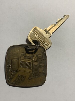 Regency Hyatt Hotel Motel Room BRASS Key Fob with Key Chicago Illinois #244