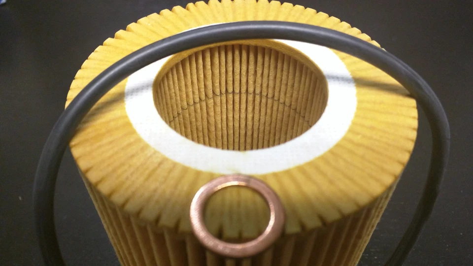 Filtro de aceite premium para BMW 323is con motor de 2,5 L 1998-1999 único Foto 2 de 4