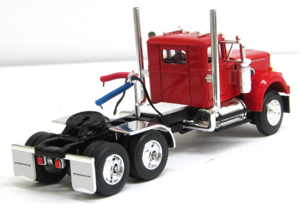 DCP red White Westernstar 4900 day cab tractor 1/64 no box - Image 3 of 4
