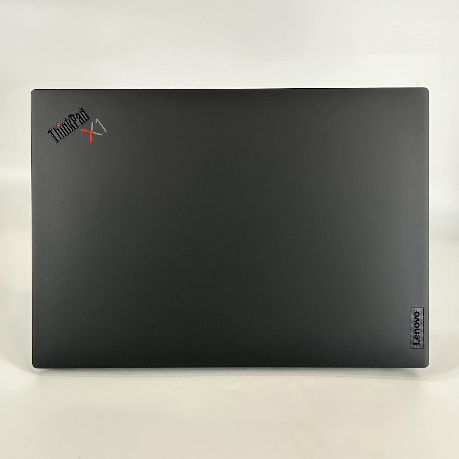 Lenovo ThinkPad X1 Carbon Gen 11 14, 14-Inch Laptop, with Intel Core i7 13th Gen., 1 TB SSD (Solid State Drive), Windows 11 Pro