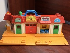 Vintage 1986 Fisher Price Little People Main Street Playset - Building Only
