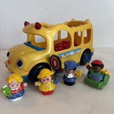 LITTLE PEOPLE Lights  Sounds School Bus 2005 COMPLETE 3 Figures  Wheel Chair