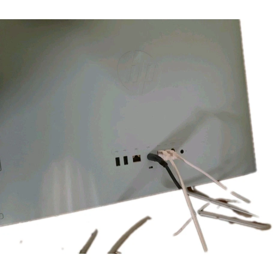 HP 22 All-in-One PC 22" Intel Pentium G5420T 3.19 GHz Computer W Keyboard/mouse - Image 3 of 4