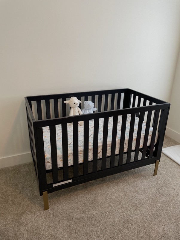 Delta Children Hendrix 4-in-1 Convertible Crib Blue Gold Legs GREENGUARD