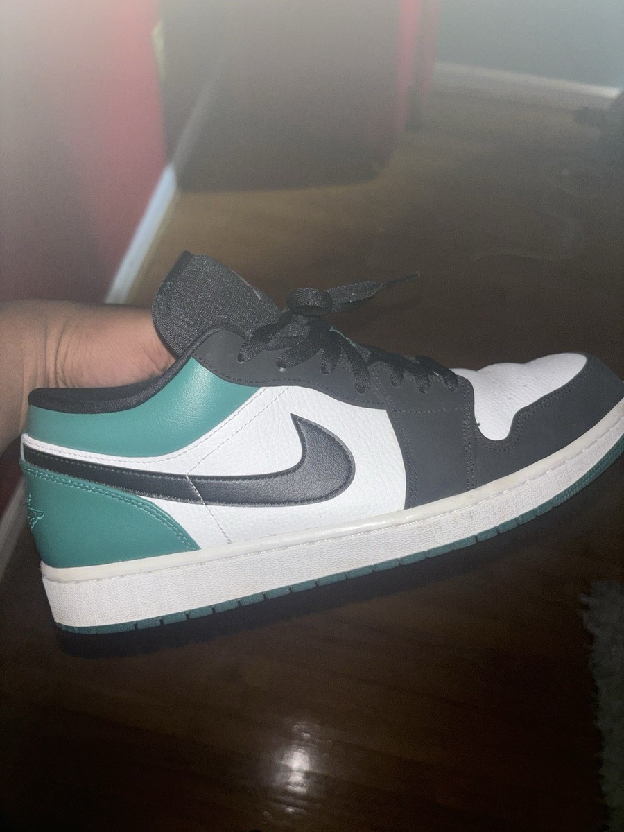 靴 AirJordan 1 Low White Black Mystic Green Air Jordan 1 Low 'Mystic Green' - YouTube