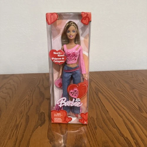 2004 Mattel Hearts and Kisses Valentine's Day Barbie Doll C4479