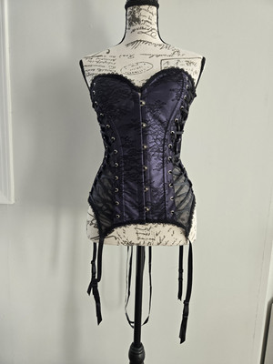 Adore Me Corset Purple/black Lace With Garter. Lace Tie