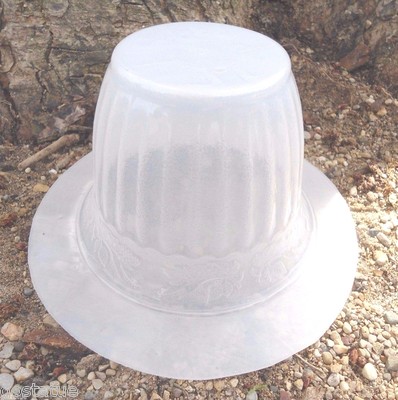 Leaves riser concrete mold plaster casting plastic mould 3.75''H x 5''W at base