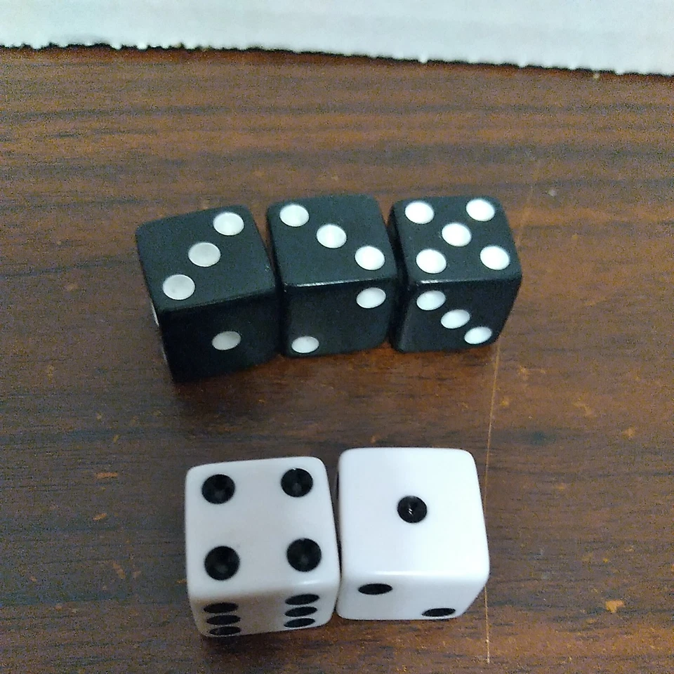 Attack and Defend dice from 1998 RISK game (white and black) - Image 3 of 3