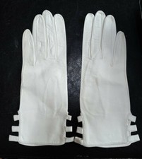 Vintage New White Kidskin Leather Gloves Size 6.5 Made and Purchased Italy