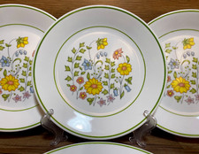 SET OF 4 - CORELLE - SPRING MEADOW BOUQUET WILDFLOWER - 8 1/2" LUNCHEON PLATES