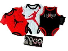 NEW AIR JORDAN BABY Boys 5Pc GIFT Set: 3Bodysuits & 2pair of Booties 0-9 Months.