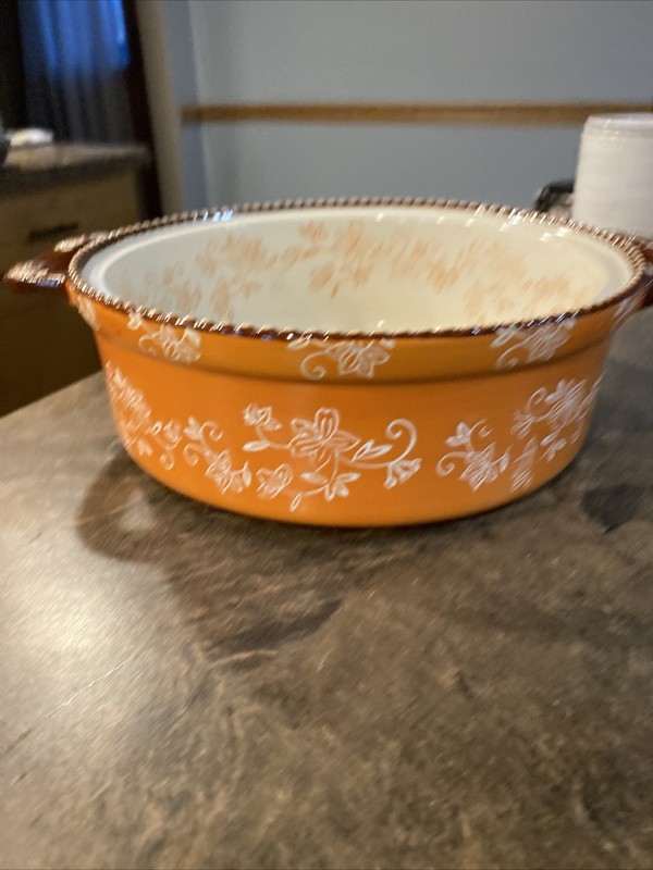 Temptations Floral Lace Casserole/Soufflé Round Baking Dish New PPP-JN-855149 Or