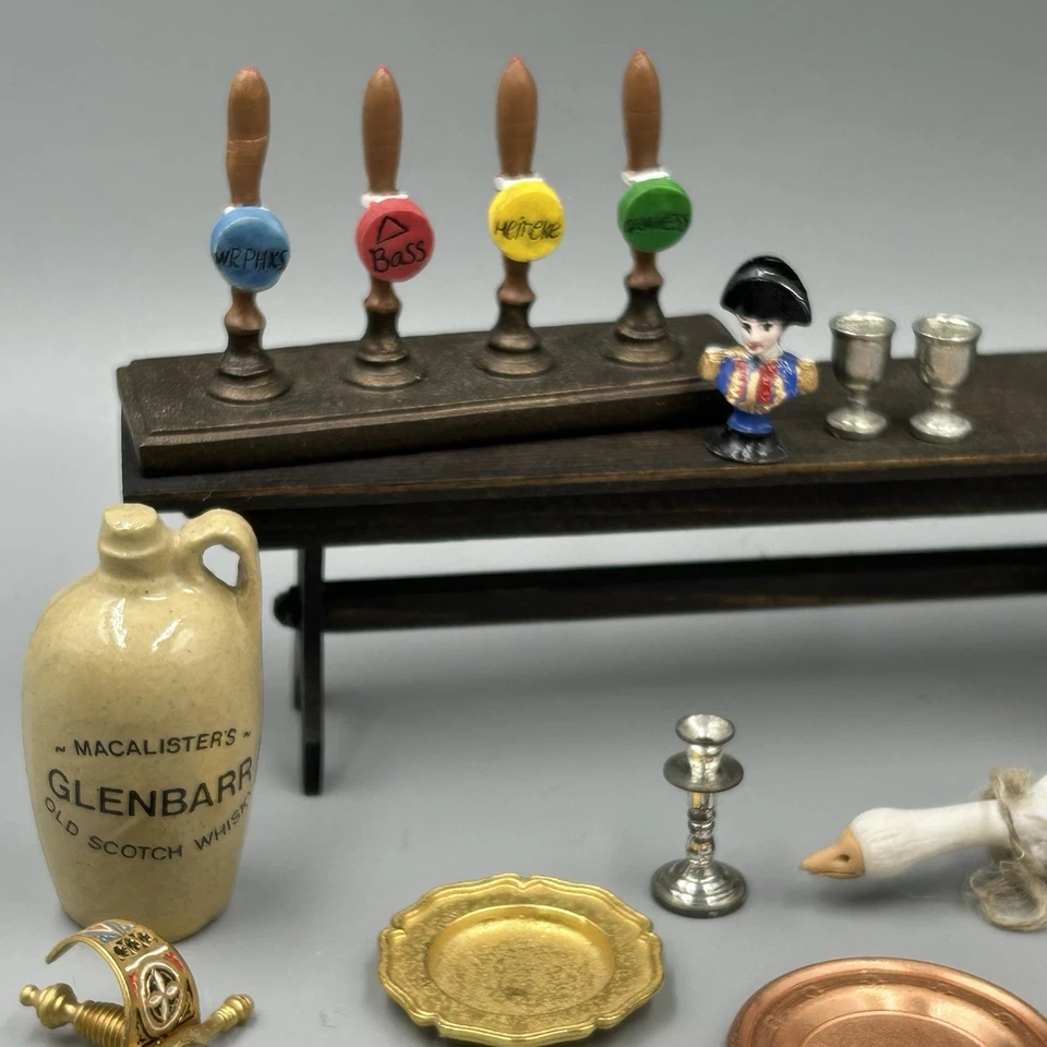 Small lot Dolls House 1:12 scale furniture and accessories suitable for pub - Image 2 of 4