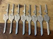 6 In 1 Utili-Key Swiss+Tech Multi Tool Keyring Knife Screwdriver Camp (Lot Of 8)