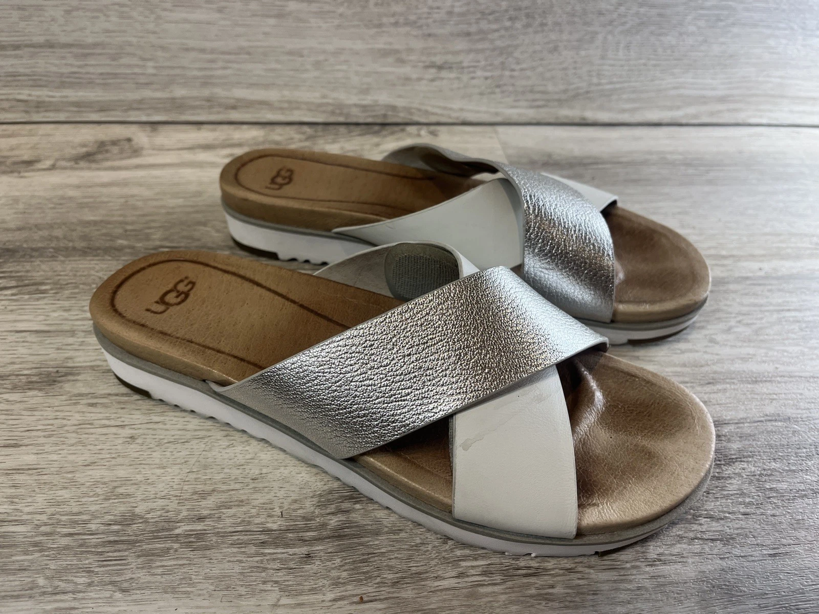 Sandali slip on UGG donna Kari 1018901 argento bianco incrociato misura 8