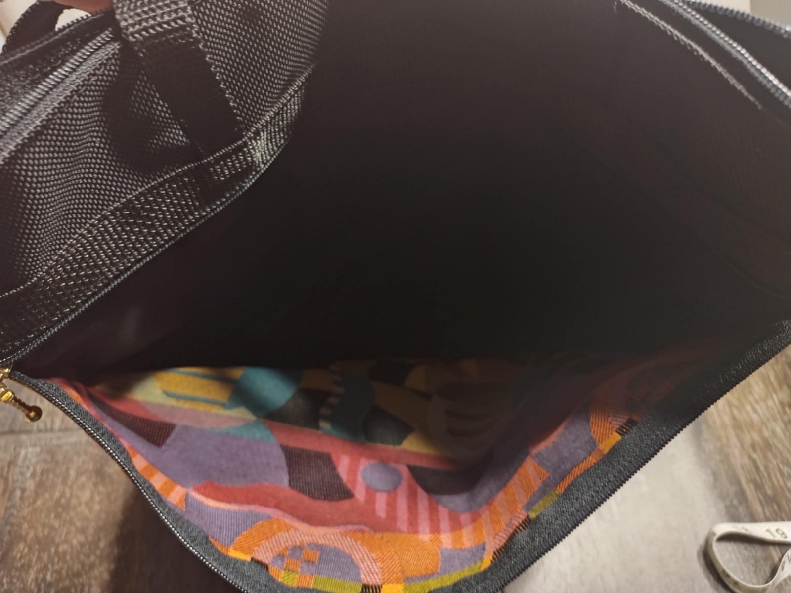 Maple Leaf Co. Multicolor Tote - image 3