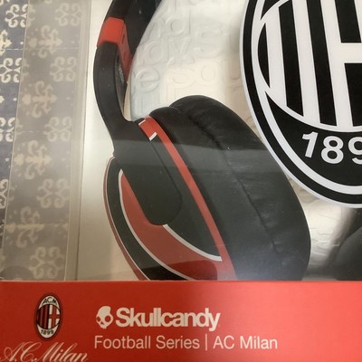 未開封 スカルキャンディ ヘッドフォン HESH2 SGHSFY−124 Skullcandy Headphones HESH2 SGHSFY-124 New Shipped From