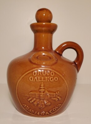 Eurogres Orujo Gallego Abadia Da Cova Clay Jug (empty)