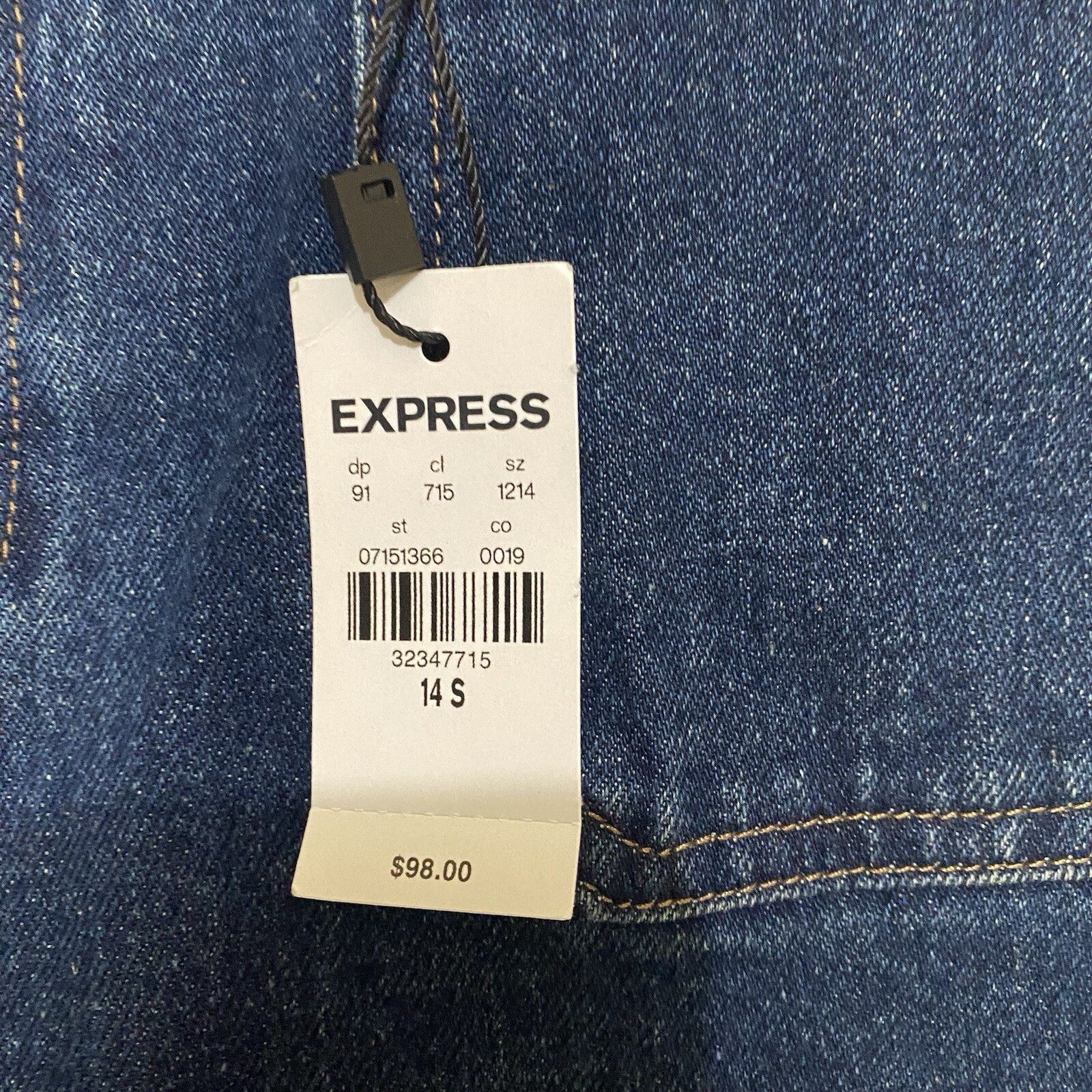 Express Women’s NWT Mid Rise Patch Pockets Denim … - image 8