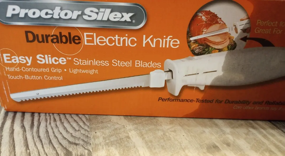 Proctor Silex Electric Knife Stainless Steel Blade Cuts Slices Carves Meat  Bread