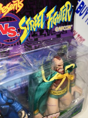 ToyBiz 1998 X-Men Vs. Street Fighter Gambit & Zangief 2 Pack
