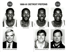 1 TEAM ISSUED PHOTO 1990-91 DETROIT PISTONS- 2 HOFs DENNIS RODMAN & ISIAH THOMAS