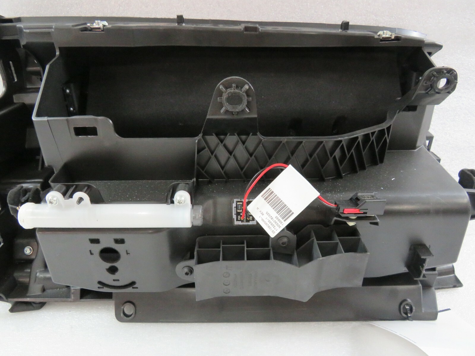 Maserati Ghibli, RH, Right, Glove Box, Black, Used, P/N 6700192740