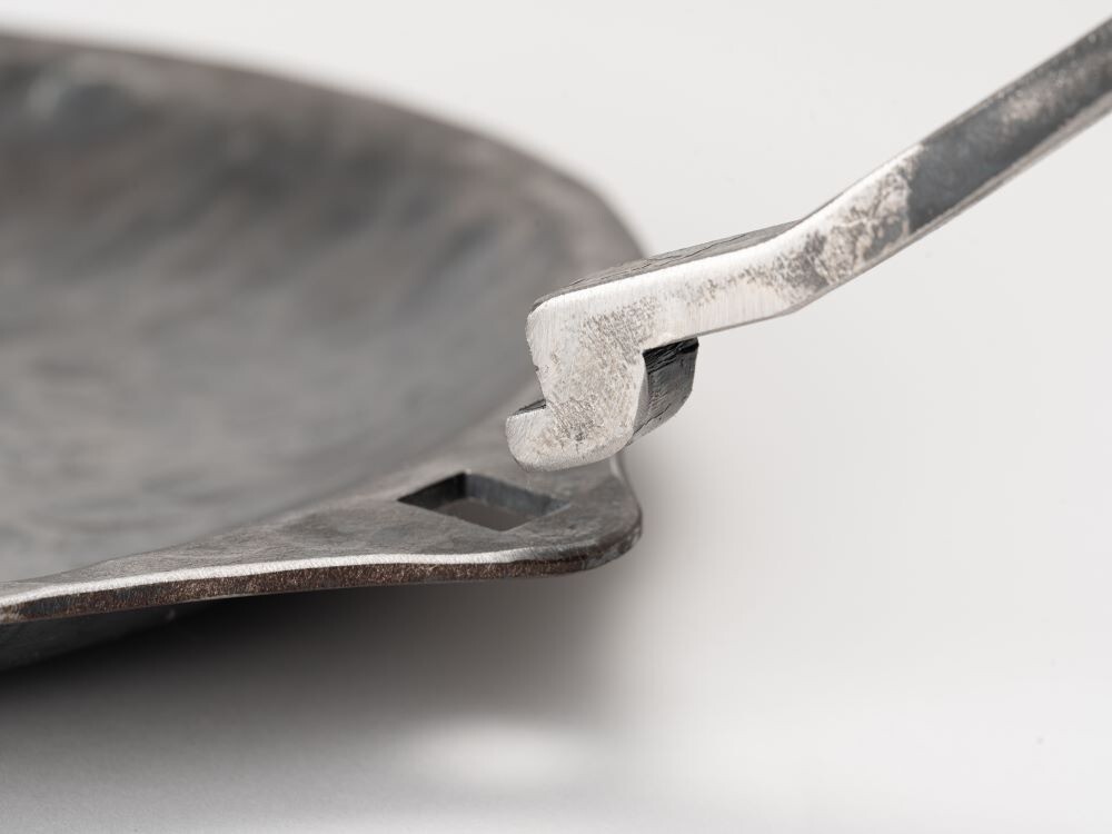 Snow Peak Fukuyama Free Forged Ferrum Griddle 22 one of a Snow Peak Fukuyama Free Forged Ferrum Griddle 22 one of a