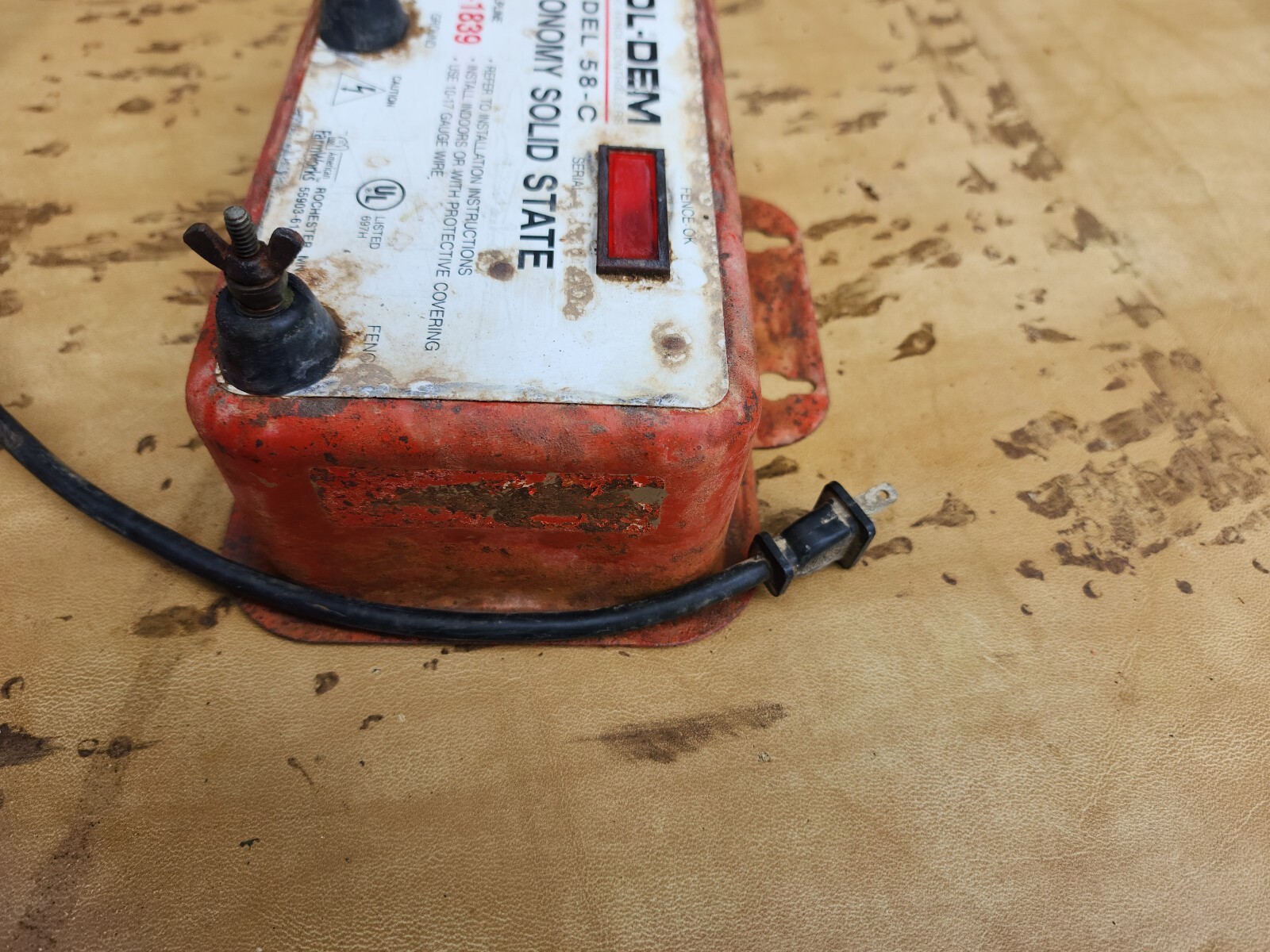 Vintage Holdem Electric Fencer Fence Panel Model 57 C Solid State eBay