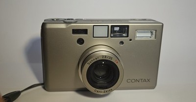 Contax T3 Titansilber   NEUWERTIG + OVP + Papiere + Zubehör / Top Zustand