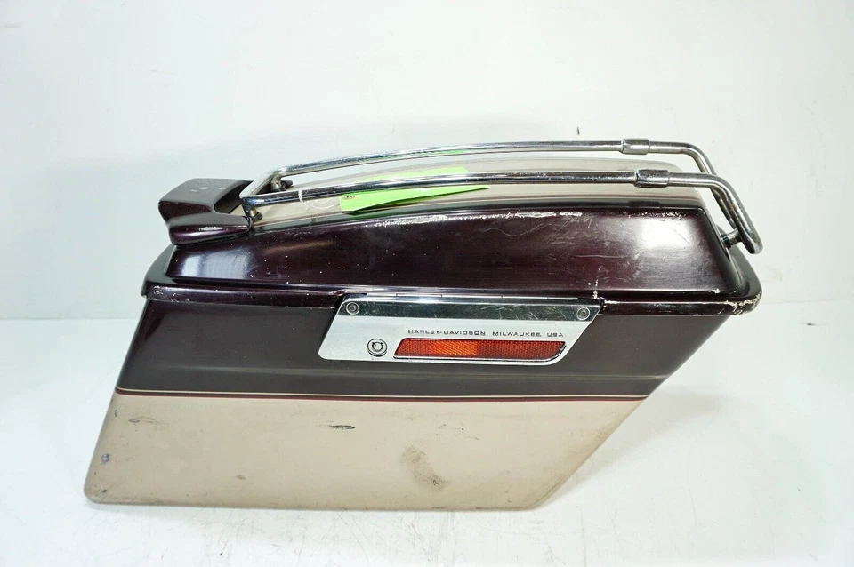 98 Harley Electra Ultra Touring FLHTCU OEM Right 1 Saddlebag Luggage NO Key 1236 - Image 3 of 4