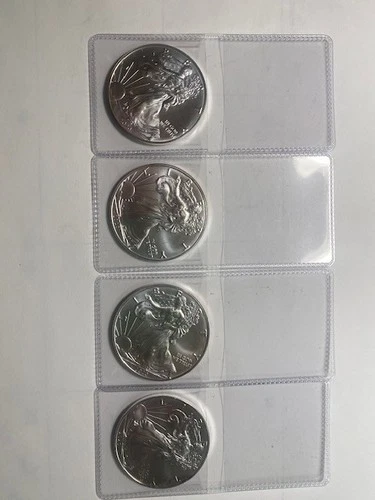 SILVER EAGLE 🦅  (LOT OF 4) 1 Oz 2020 COINS - UNCIRCULATED
