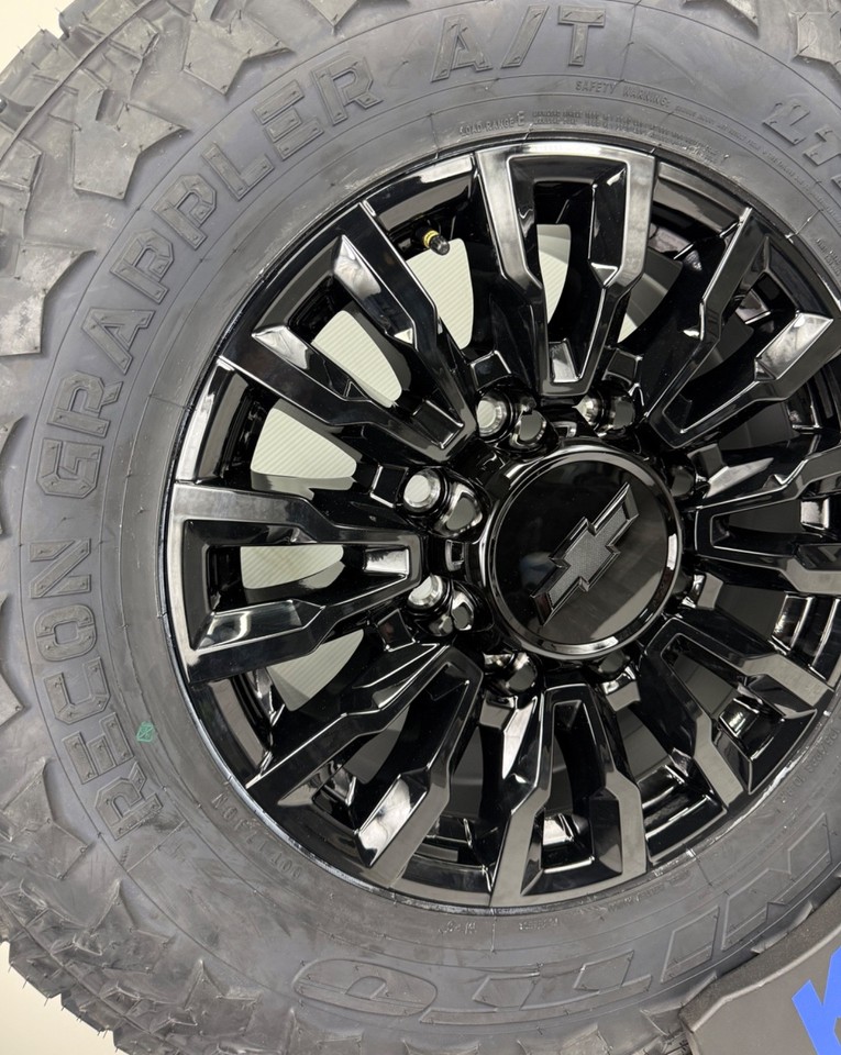 4 NEW 18” OEM ALASKAN Gloss Black Wheels Rims Chevy Silverado 2500 3500 ...