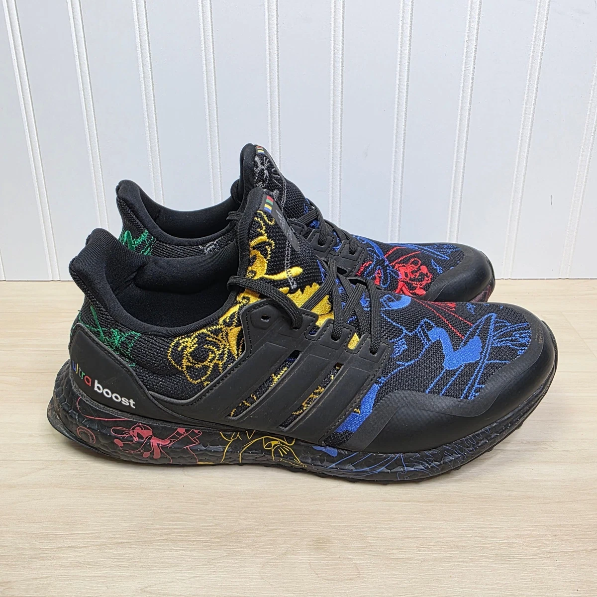 Adidas x Disney Ultraboost DNA Mickey Friends Black Running Shoes Men’s 9 AUTH Amazon.com | adidas Ultraboost DNA x Disney Shoes Men main image 2