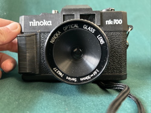 Vintage Ninoka NK-700 35mm Point & Shoot Camera w/ 50mm Lens + Case. no flash - Picture 5 of 13