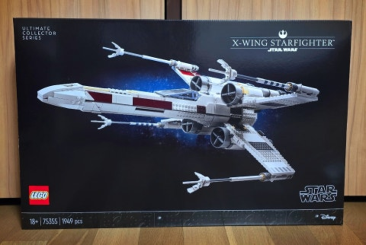 LEGO 75355 UCS X-Wing Starfighter Luke Skywalker R2-D2 Retired